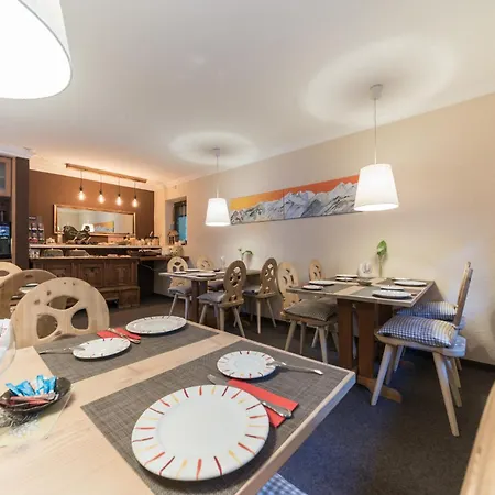 בית הארחה Gaestehaus Brugger Martin